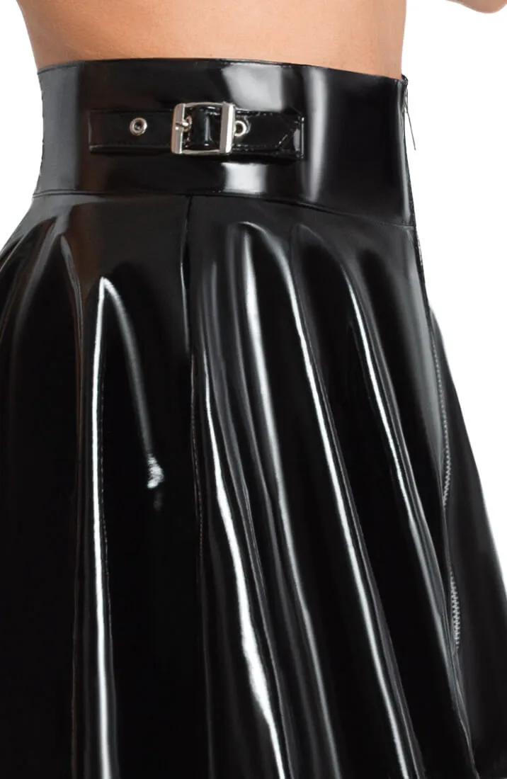 Black pleated vinyl skirt - Chic AF