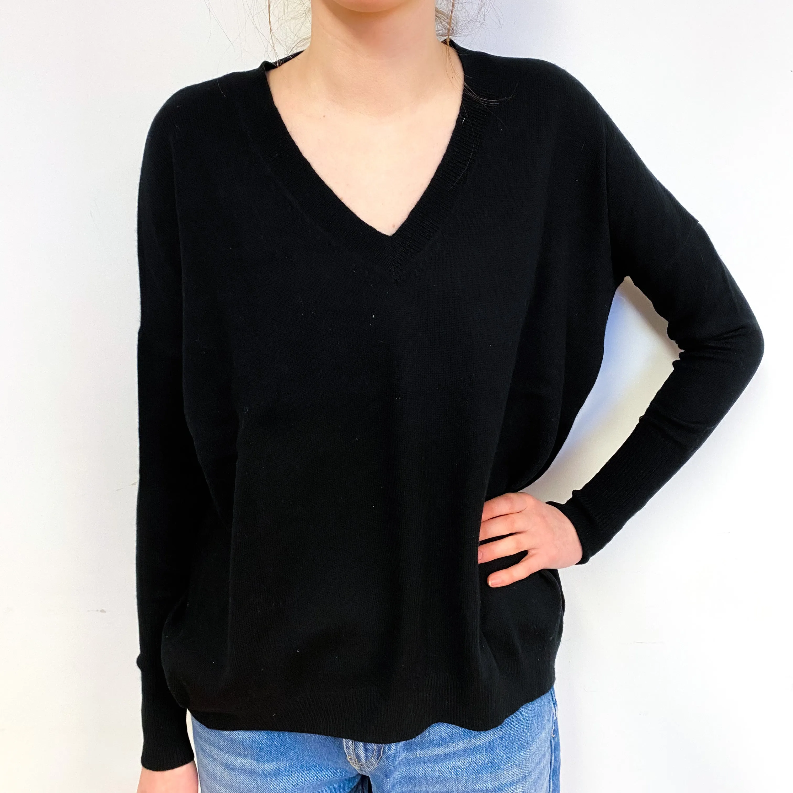 Black Slouchy Cashmere V-Neck Jumper Extra Small