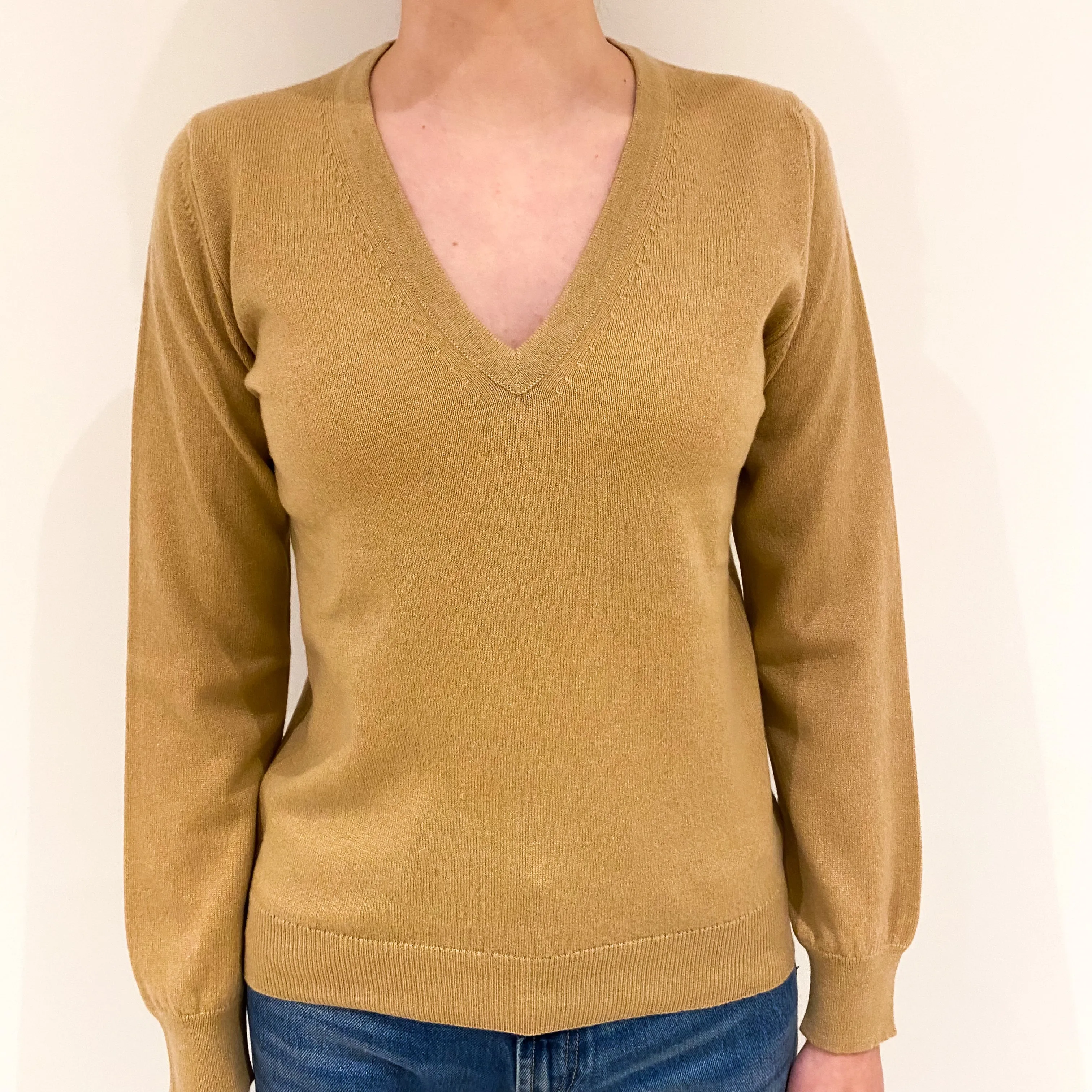 Brand New Scottish Caramel Brown Cashmere V-Neck Jumper Extra Small