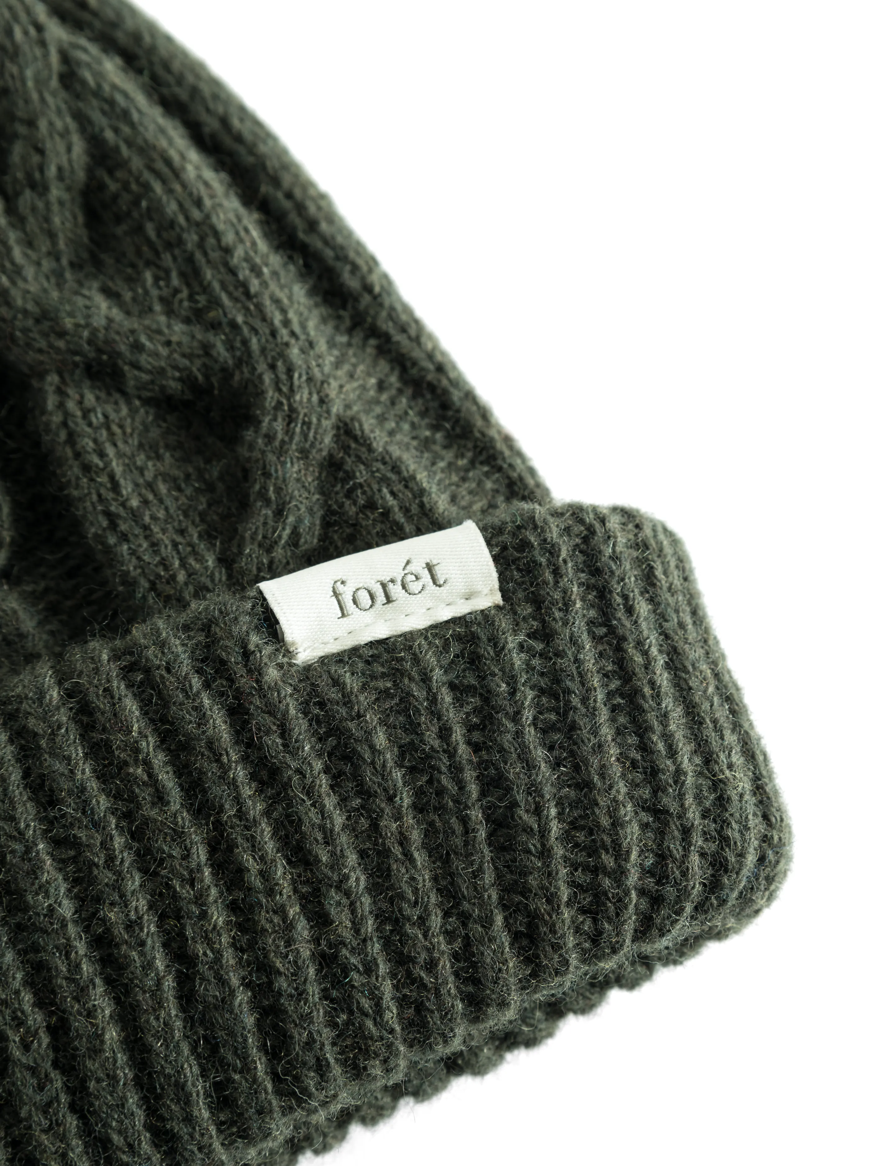 cable beanie - dark moss