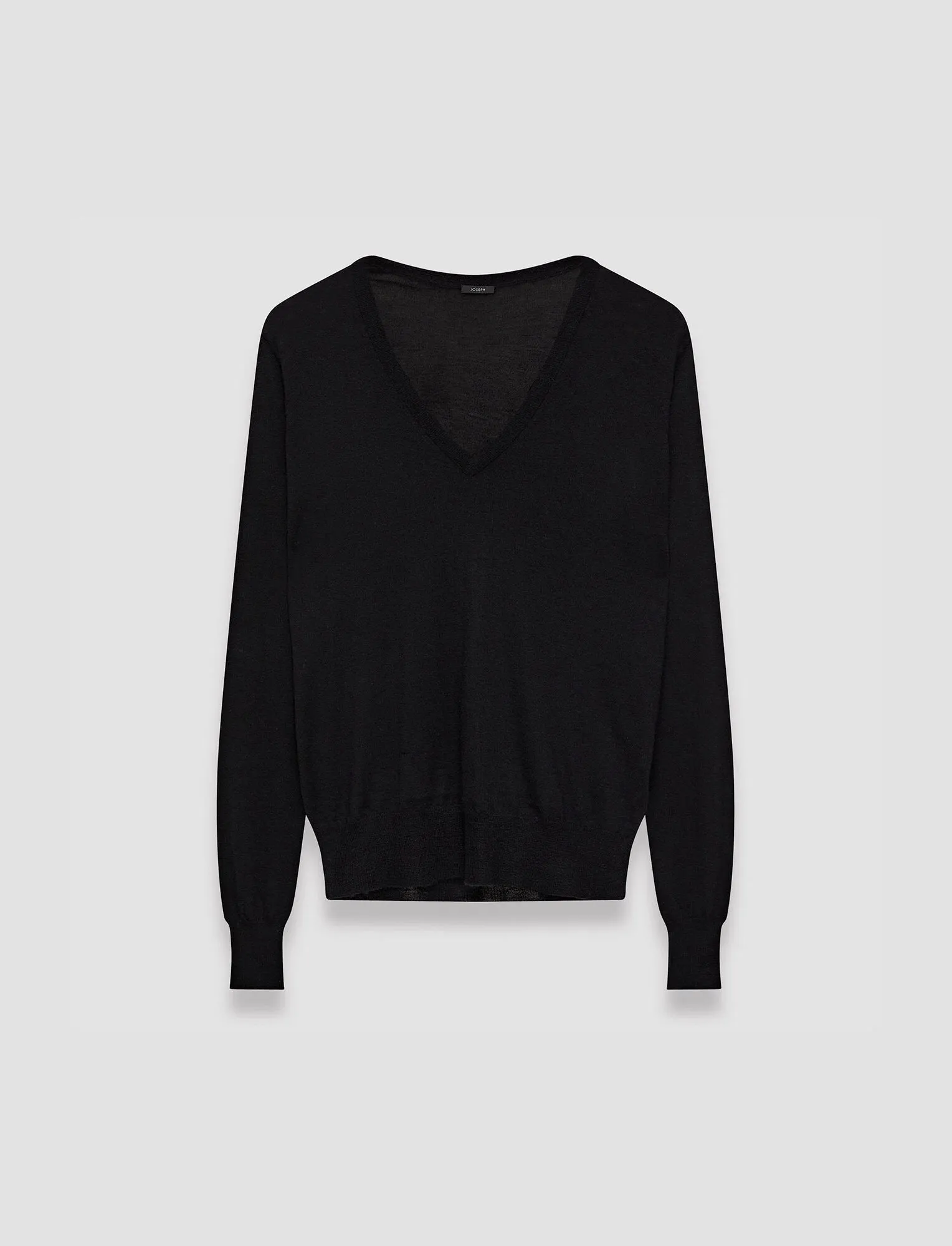 CASHAIR V- NECK JUMPER BLACK