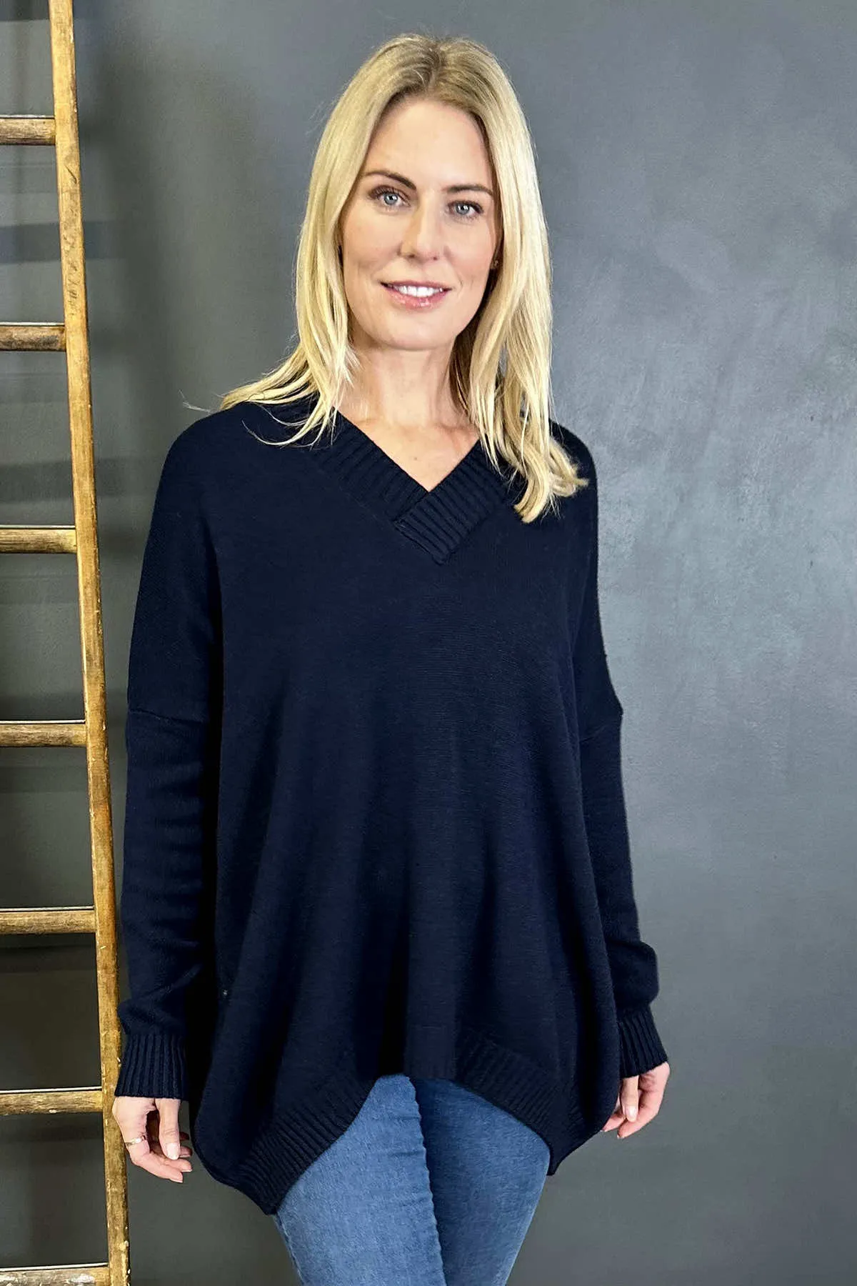 Charee V-Neck Jumper Navy