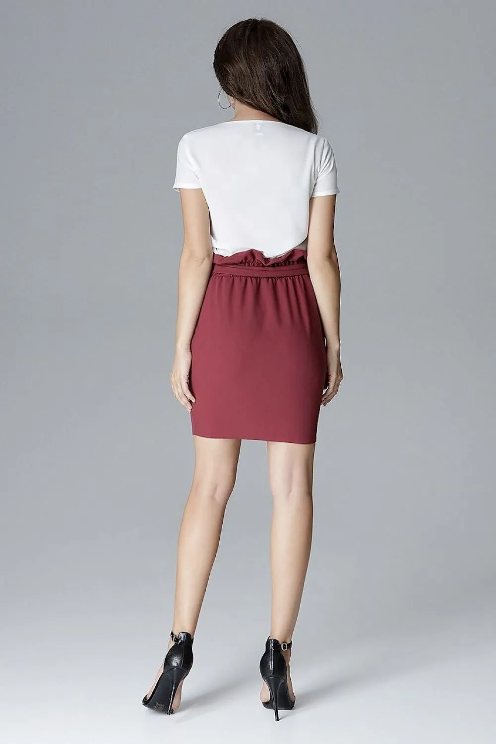 Chic Pleated Skirt with Stylish Tie Belt