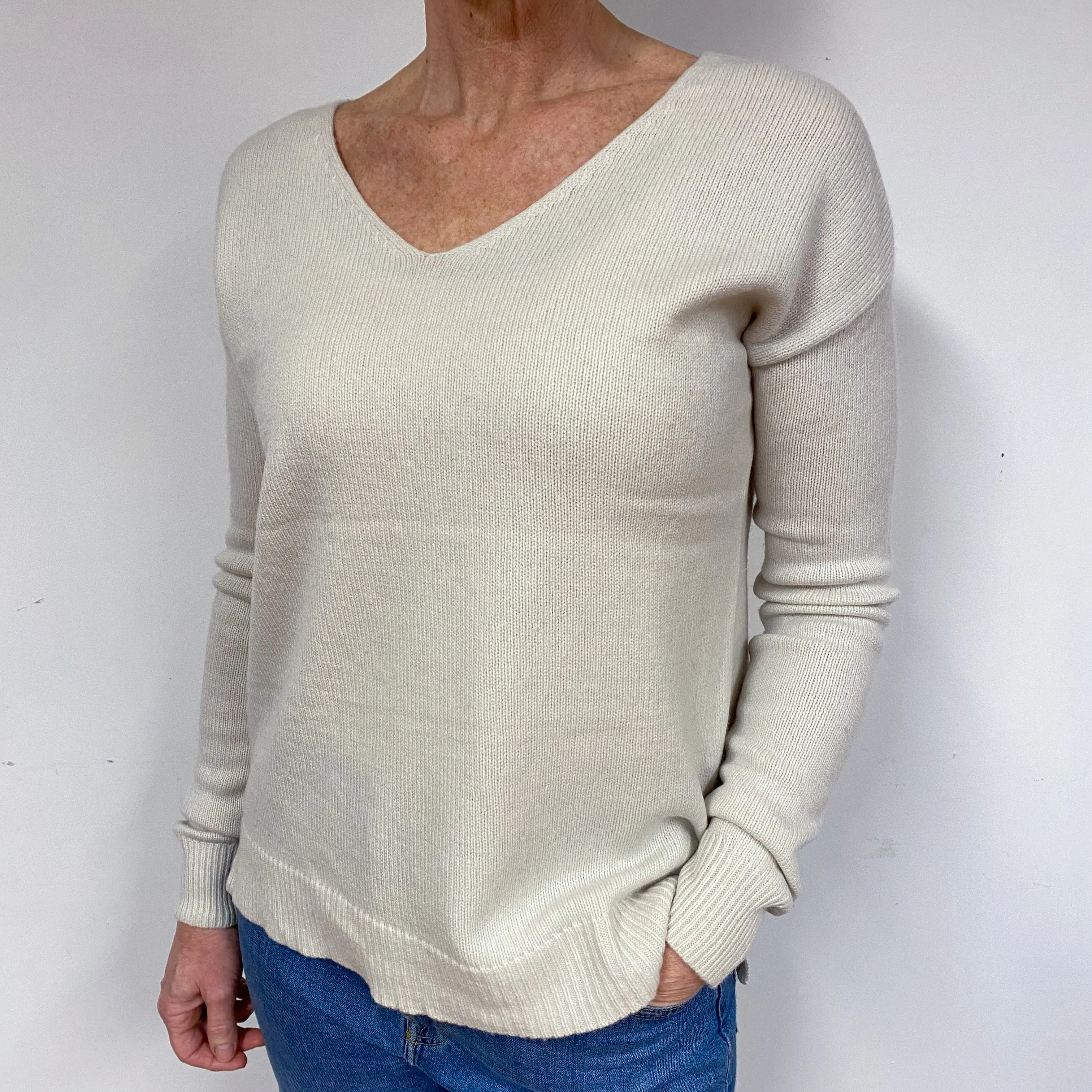 Cream Slouchy Cashmere V-Neck Jumper Medium