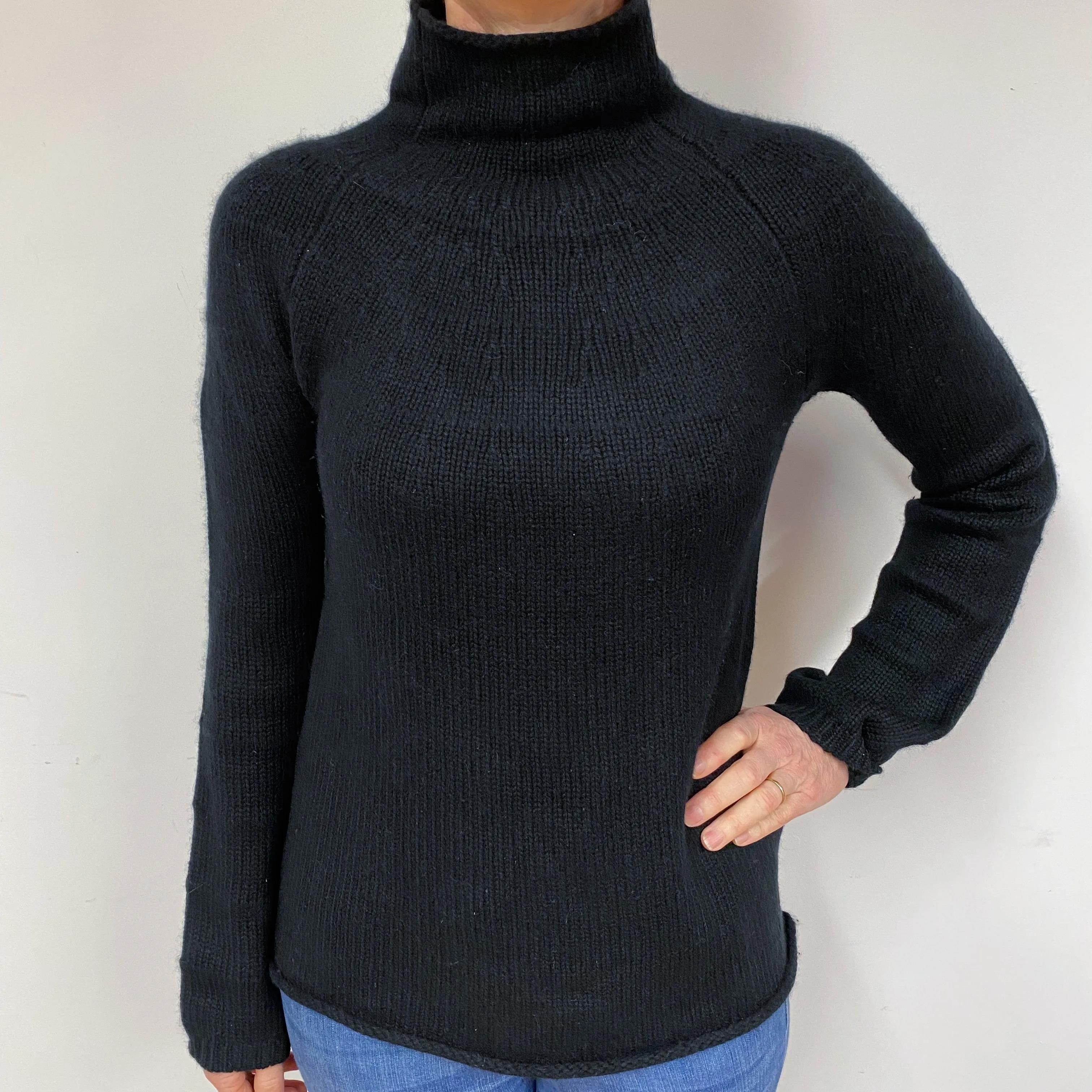 Designer Chunky Black Cashmere Turtle Neck Jumper Medium