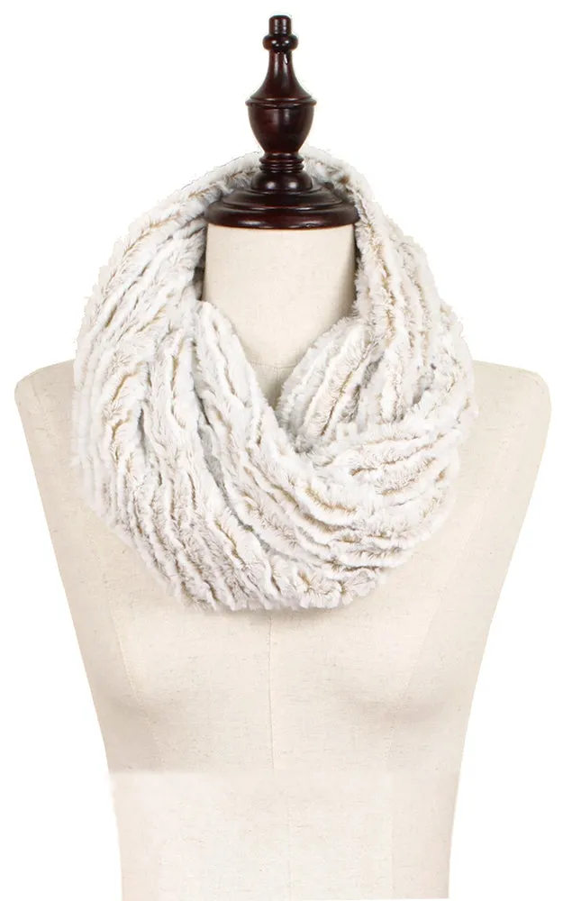 EAF8156 Two Tone Fur Twist Tube Snood Scarf