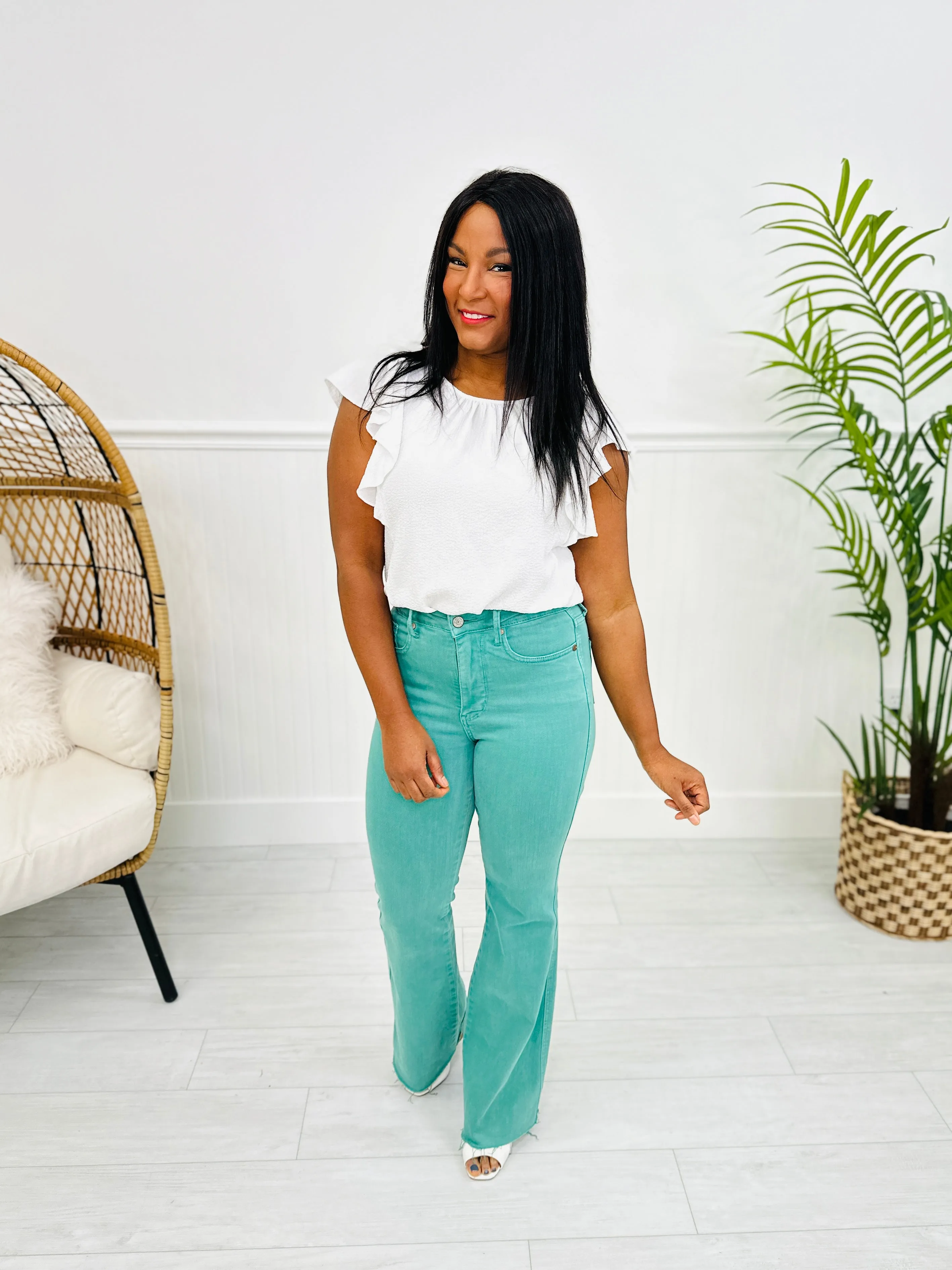 Judy Blue Totally Topaz Tummy Control Flare Jeans in Reg/Curvy