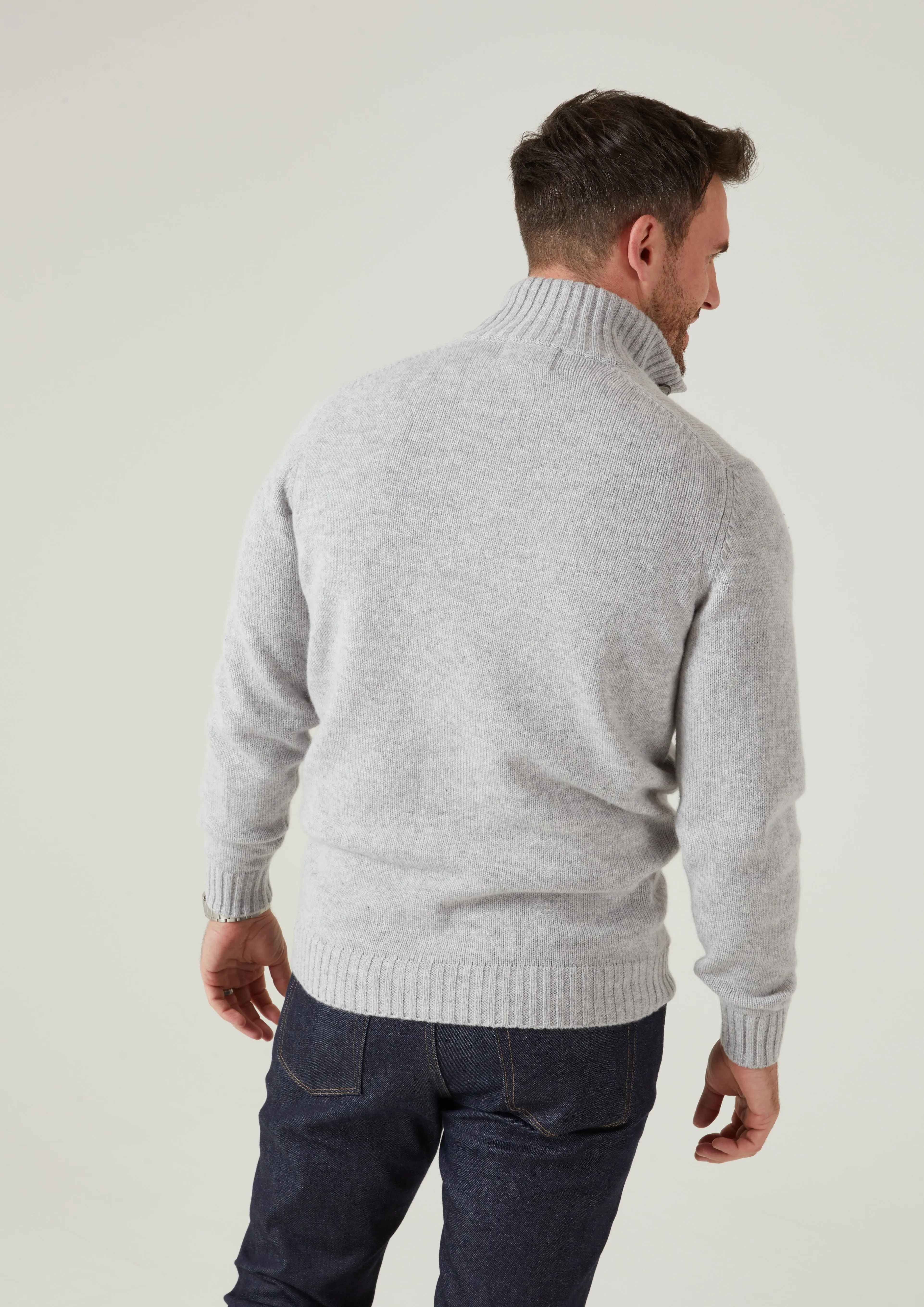 Landford Men's Lambswool Buttoned Jumper In Pearl Grey - Regular Fit