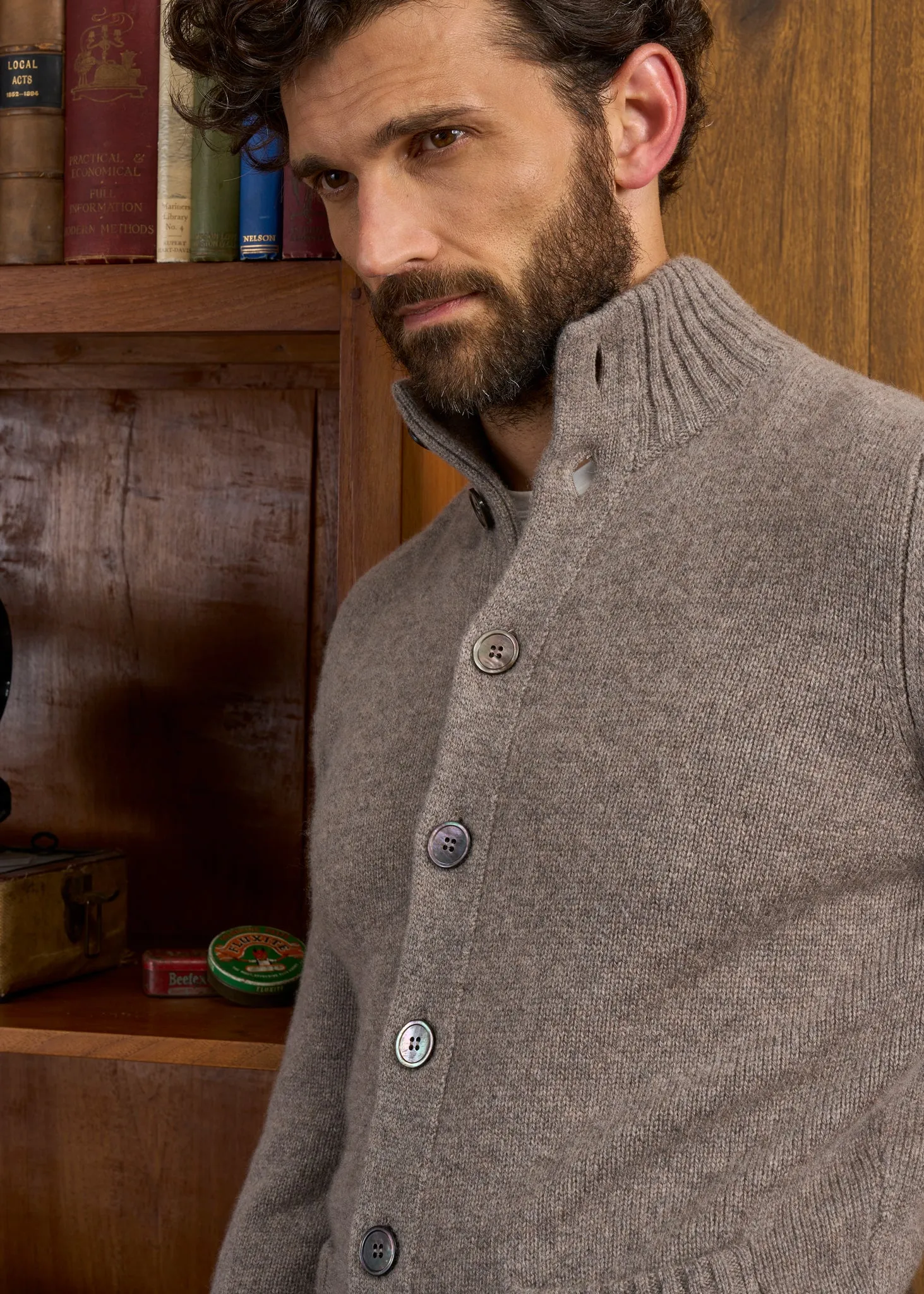 Landford Men's Lambswool Buttoned Jumper In Vole - Regular Fit