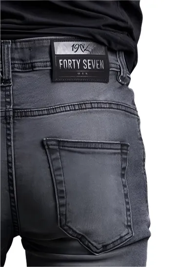 Men’s Straight Fit Jeans