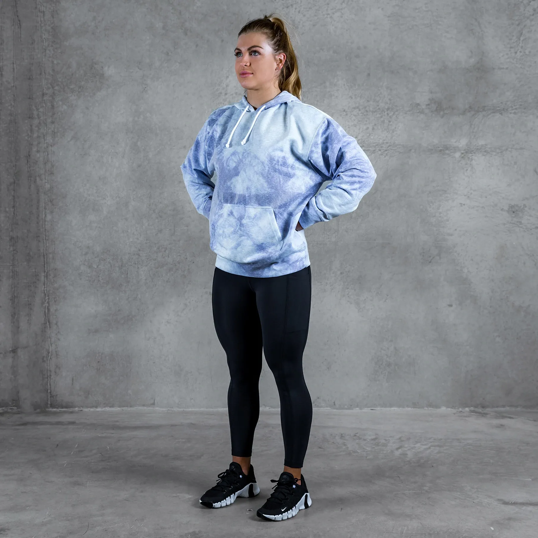 Nike - Icon Clash Women's Pullover Training Hoodie - LIGHT RACER BLUE/WHITE