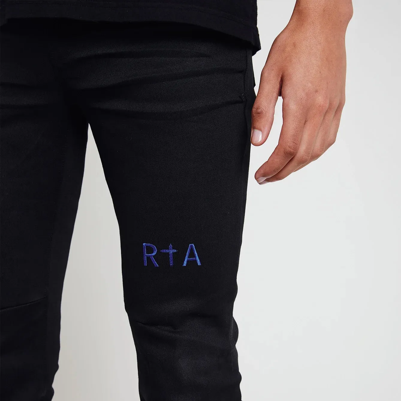 RTA Bryant Skinny Long Cross Jean