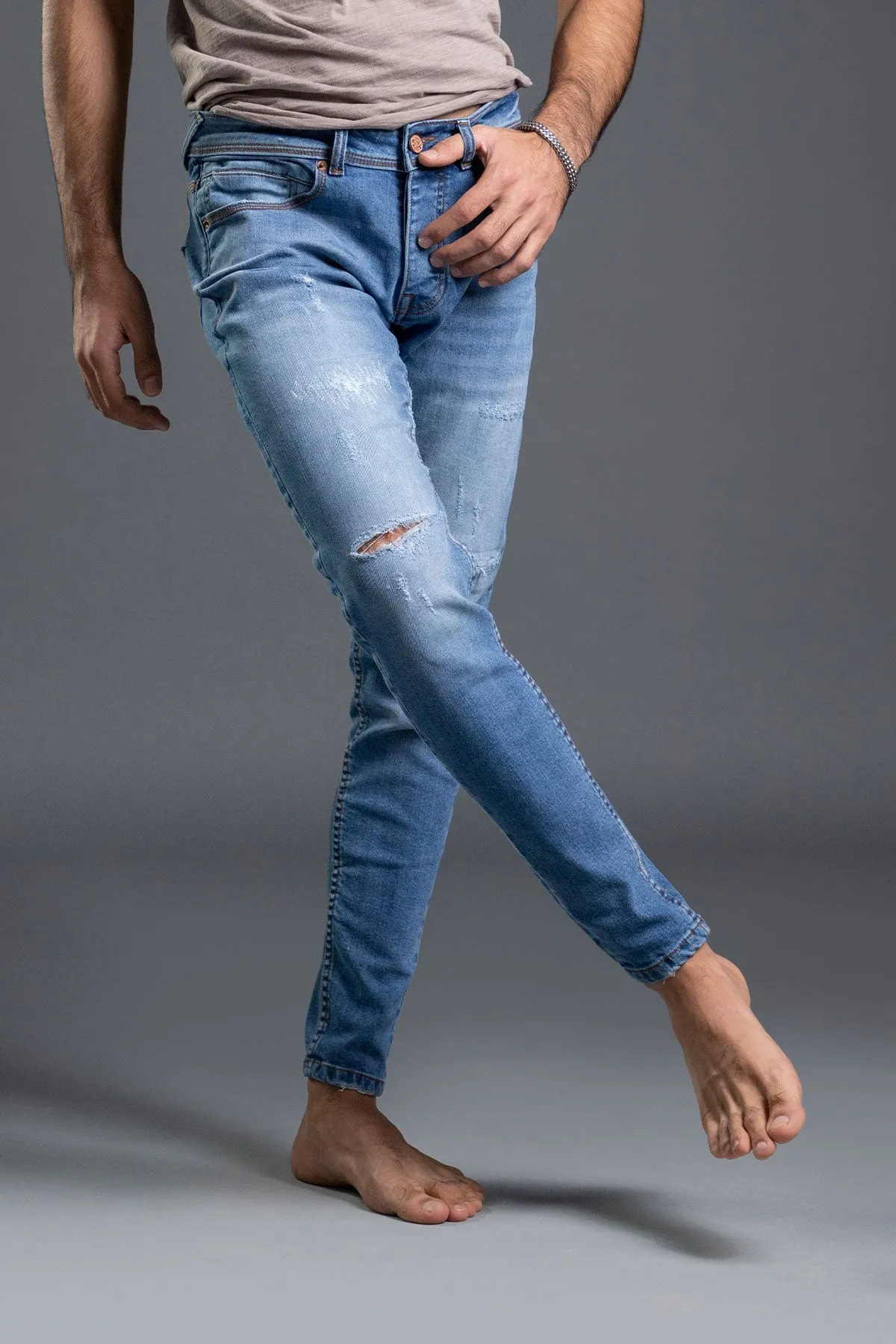 Stretchable Skinny With Grinding Jeans (Light Blue) ( Aphatus )