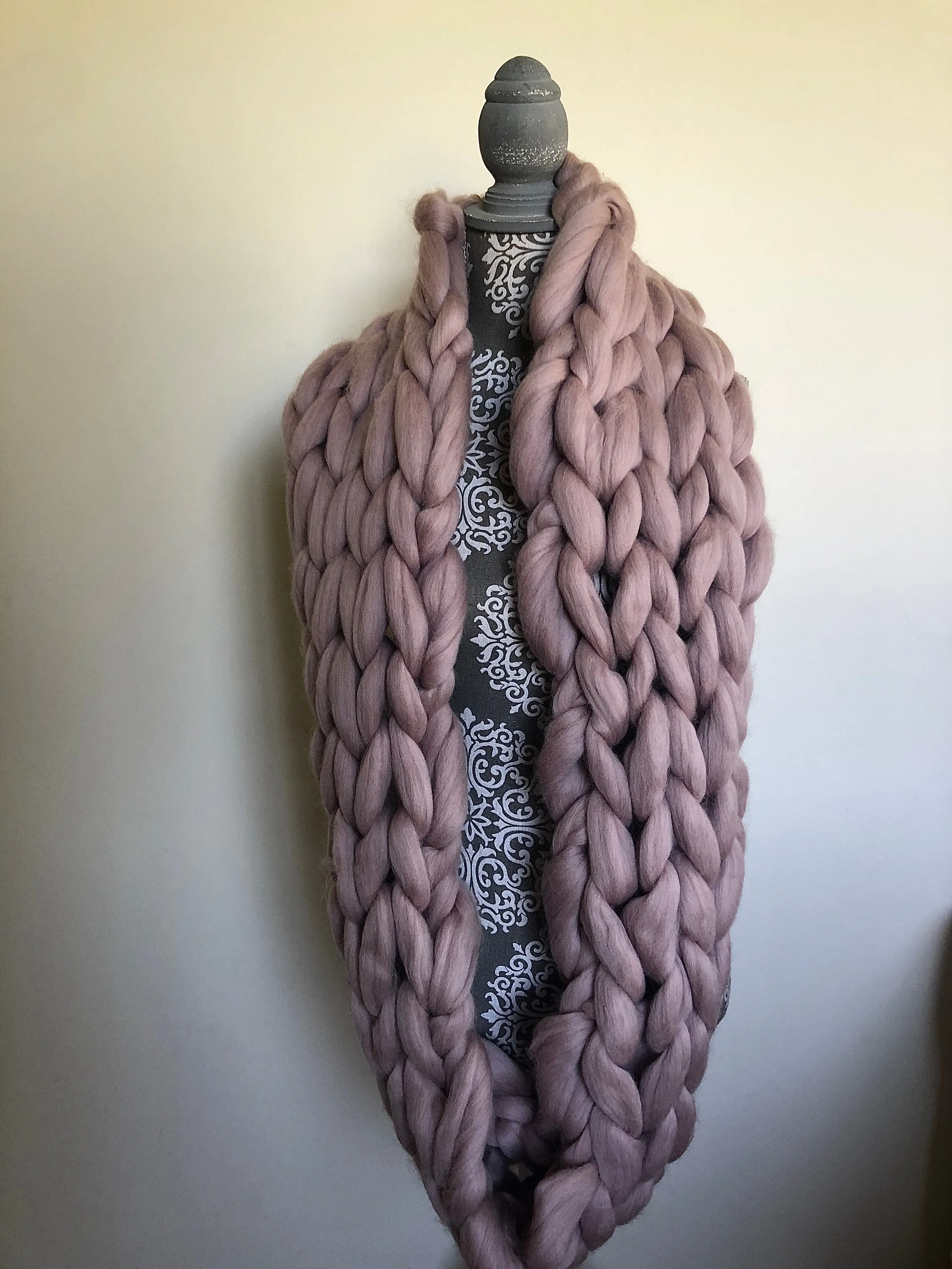 Super chunky infinity scarf