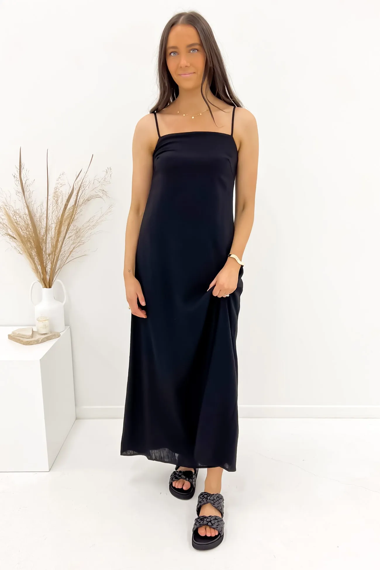 Viktor Maxi Dress Black