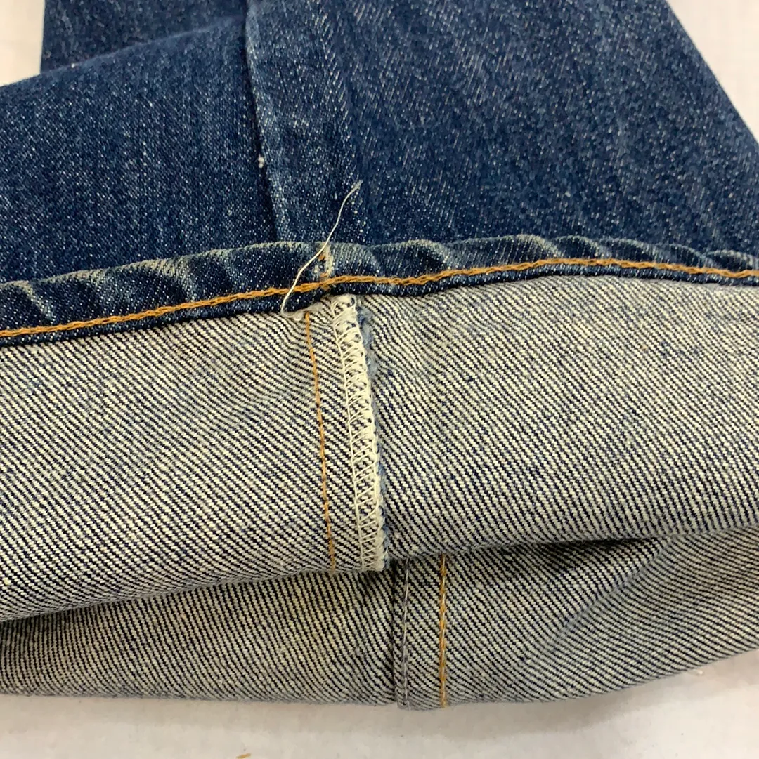 Vintage Levi’s denim pants - 34in